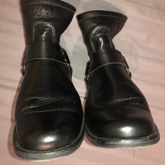 FRYE PHILLIP HARNESS Blk. Sz. 6 - Picture 3 of 16